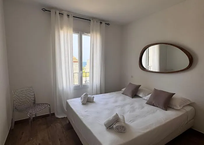 Apartment Neuf, Proche Des Plages Et Centre Saint-Florent (Corsica)