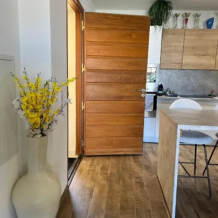 Neuf, Proche Des Plages Et Centre Apartment